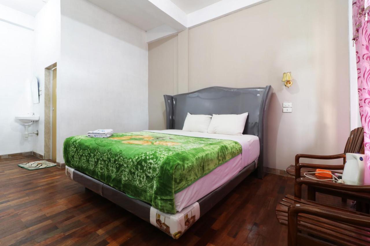 Villa Keluarga Bre Batunanggar Berastagi Ngoại thất bức ảnh